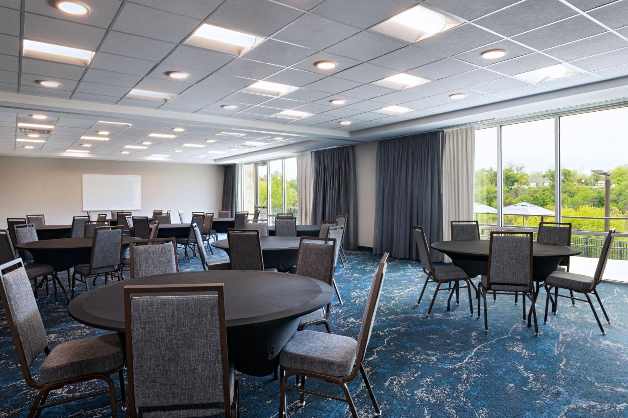 Fairfield By Marriott Inn & Suites Austin Джорджтаун Экстерьер фото